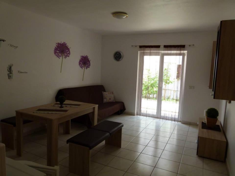 Apartmani Ivanic Vir Exteriér fotografie